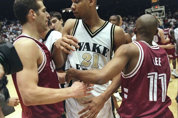 的是篮球 的是篮球