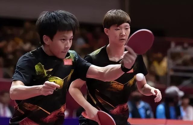 9人在赛季 9人在赛季